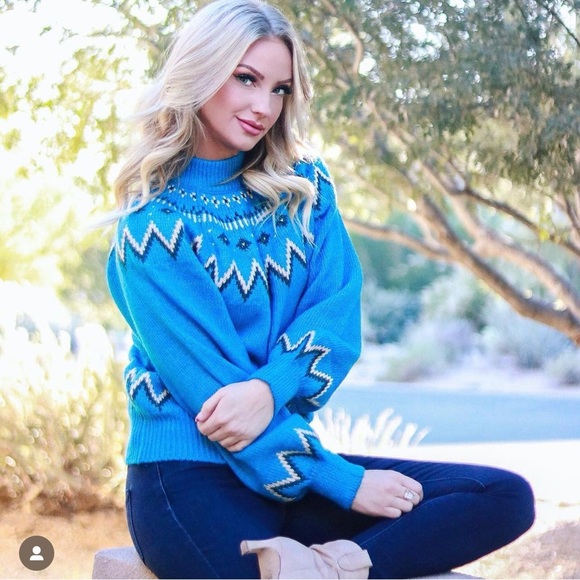 NWT! WHO WHAT WEAR ~ Gorgeous Fair Isle Ibiza Blue Pullover Sweater ~ Size Small - Picture 3 of 5